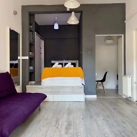 Shades Of Grey Βουκουρέστι